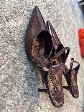 Sleek Pointed Mary Jane Stiletto Heels in Deep Burgundy
